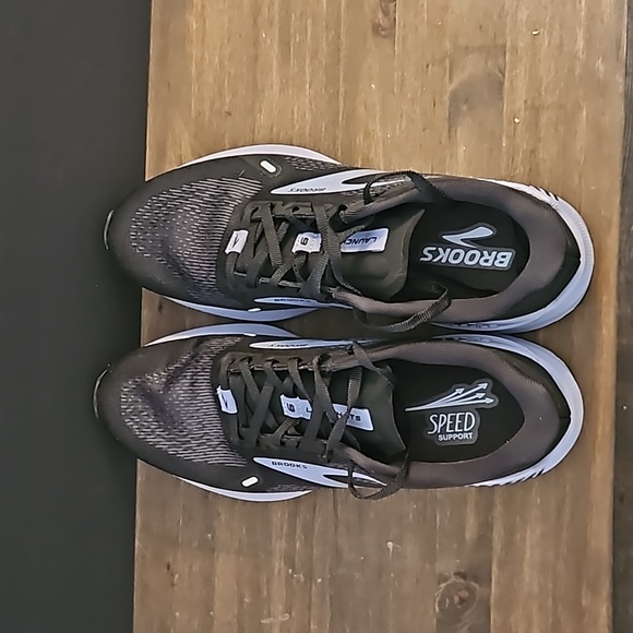 NIB Brooks Launch GTS 9 W10 Black/Purple - Picture 5 of 11